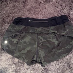 green camo lululemon shorts
